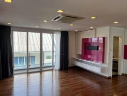 Sembawang Park (D27), Terrace #536358091